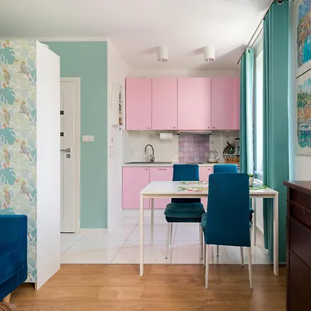 Apartamento Ziemowita Colorful By Bookinghost